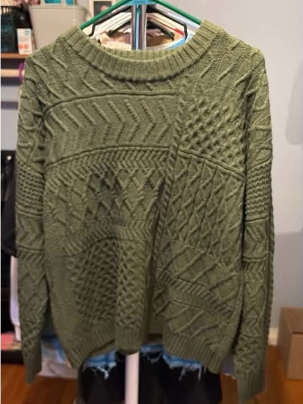 Time and Tru Olive Green Cable Knit Crewneck Sweater